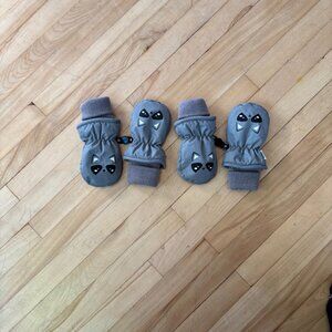 2 pairs of Kombi 12 Month-24 Month mittens (2 pairs sold together)